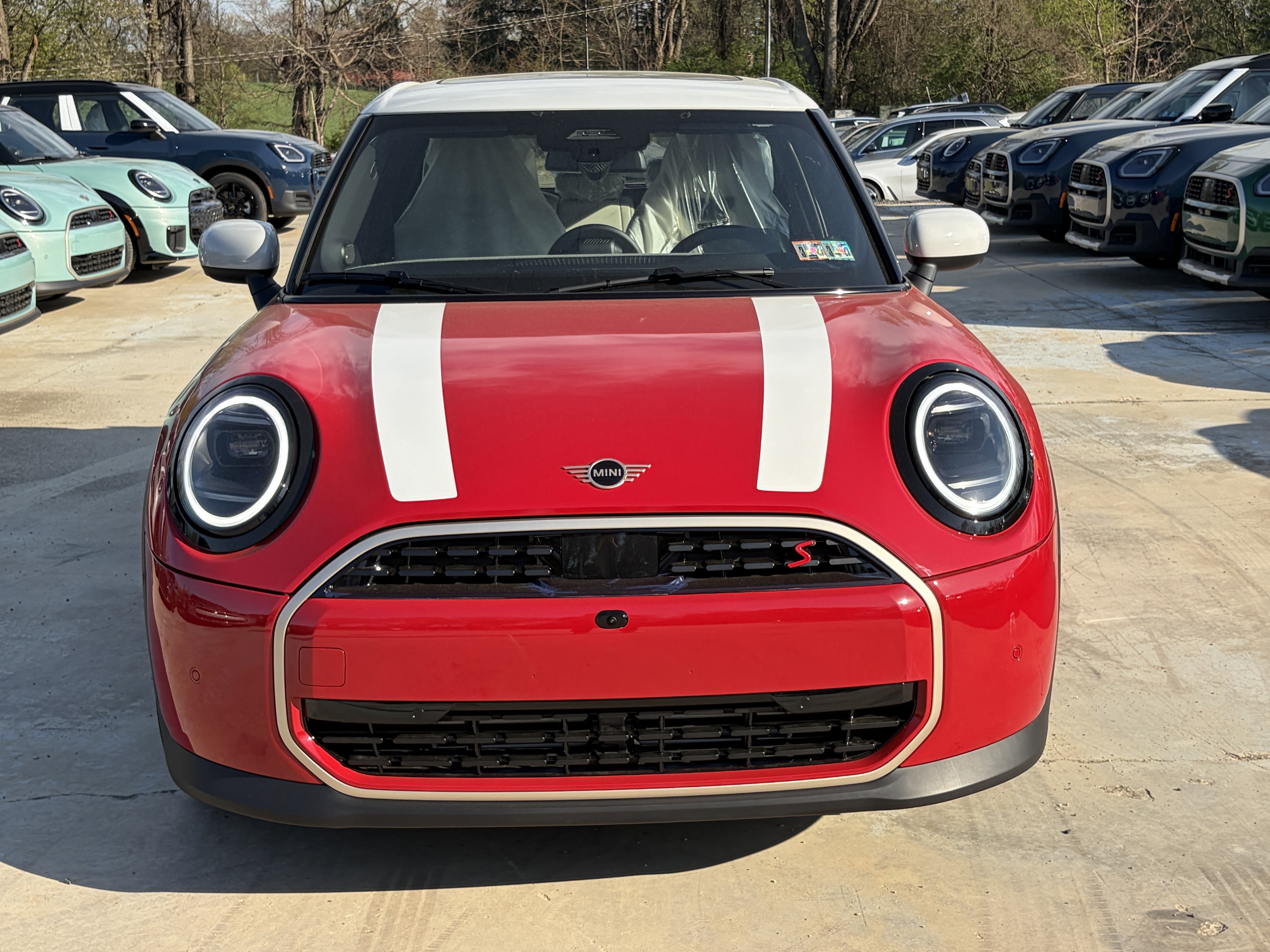 mini hardtop 4 door 2026 WMW53GD04T2Y30504 image mini hardtop 4 door 2026 WMW53GD04T2Y30504 image